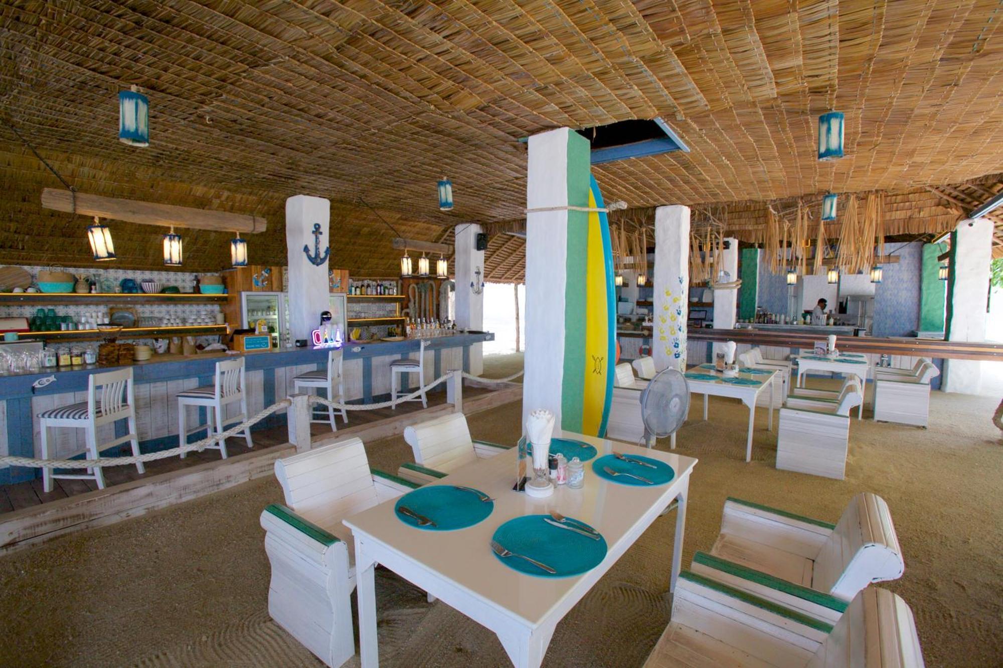 Resort Lime & Soda Beachfront