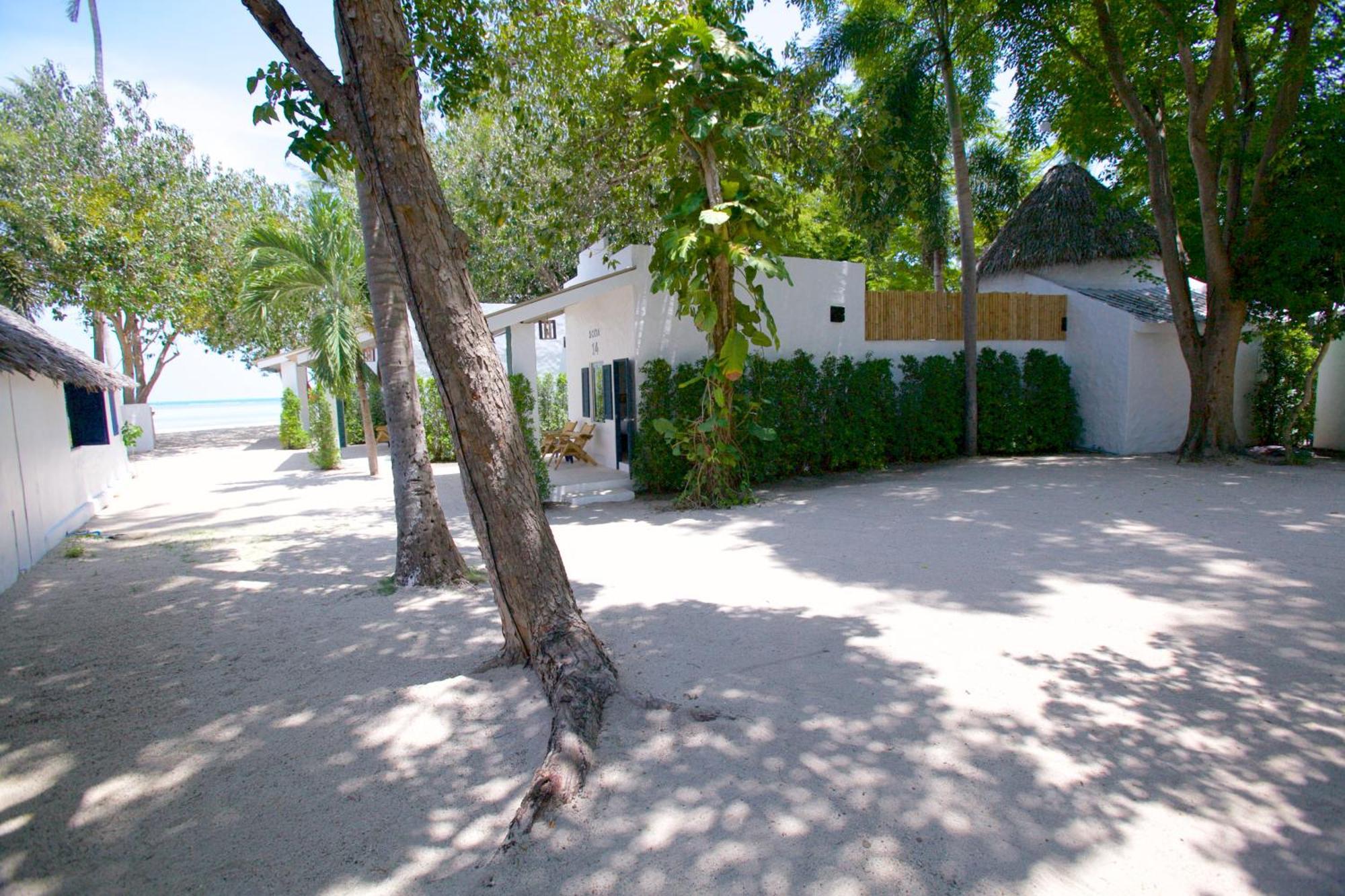 Lime & Soda Beachfront 3*