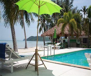 Resort Lime & Soda Beachfront 3*